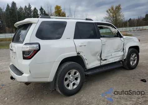 2022 Toyota 4Runner Sr5/Sr5 Premium z USA, uszkodzony, nr VIN JTEMU5JR5N6053826